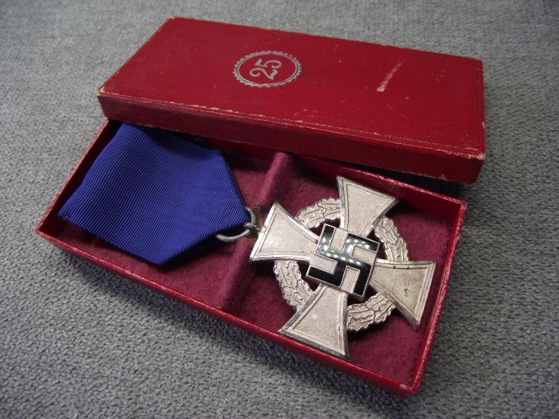 Boxed 25 Year Faithfull Service Medal.