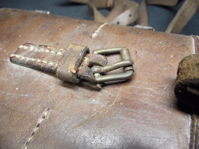 WW1 1916 Dated British Binoculars.