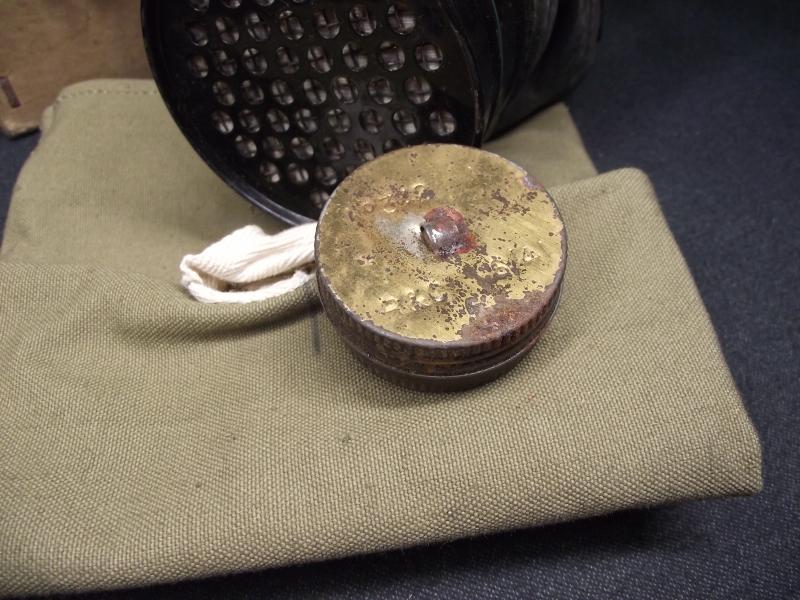 WW2 Boxed Heavy Duty Civil Respirator with Bag and Cloths.