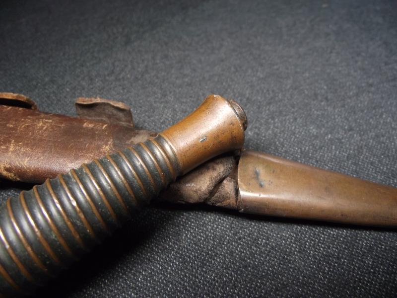 B2 Third Pattern F-S Commando Dagger, Heavy Blade, Mid War.