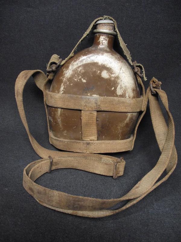 WW2 Japanese Army Waterbottle / Canteen.