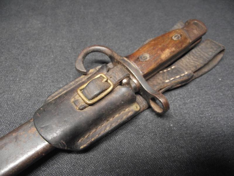 WW2 Japanese Arisaka Type 30 Rifle Bayonet and Scabbard with its Period Leather Frog.