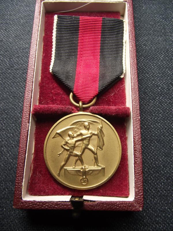 WW2 German Boxed 1938 Entry into Sudetenland Czech Anschluss Medal