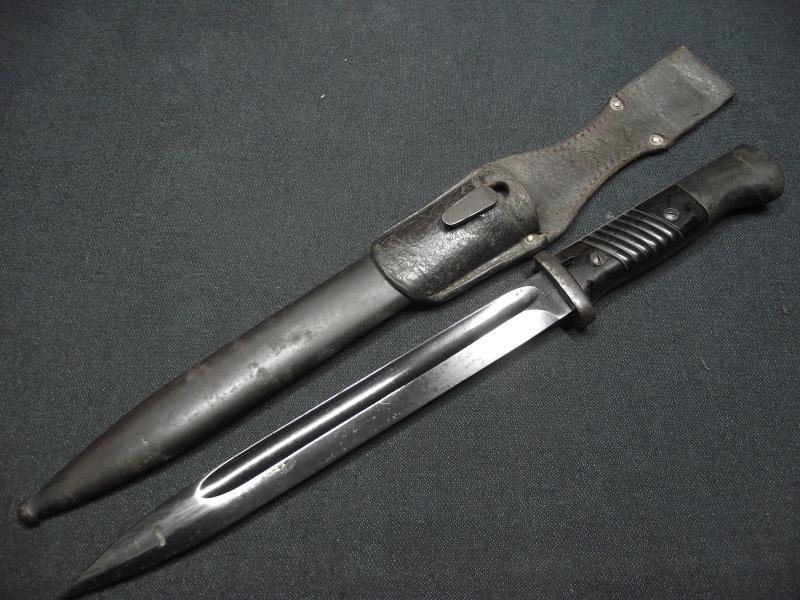 Rare WW2 German Matching Numbers K98 Bayonet and Leather Frog. Letter Code '' i '' Elite Diamant.