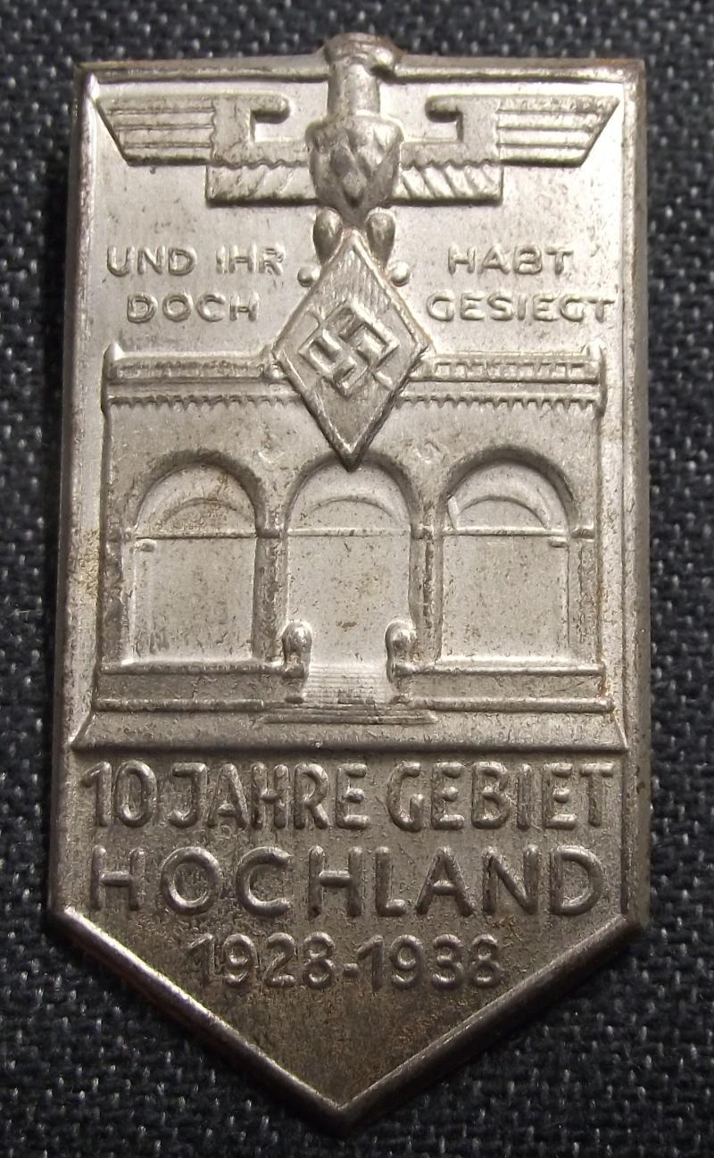 Hitler Youth Event Badge/Tinnie. 10 Jahre Gebeit Hochland 1938.