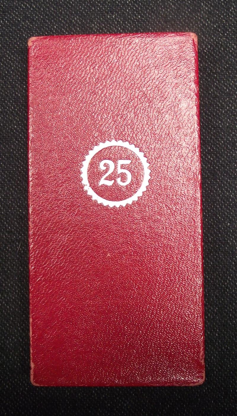 Boxed 25 Year Faithfull Service Medal. Wachter & Lange.