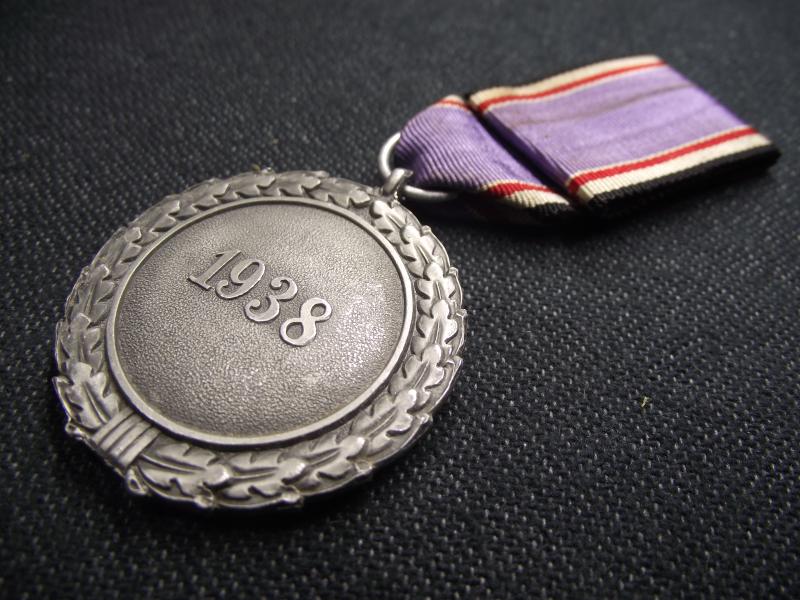 2nd Class Luftschutz Medal and Paper Packet of Issue. Foerster & Barth