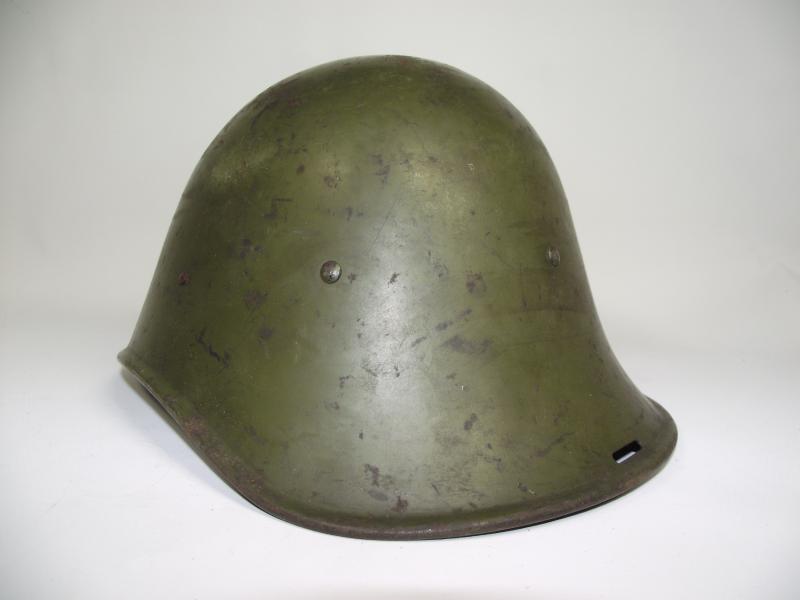 WW2 Dutch M34 Steel Combat Helmet.