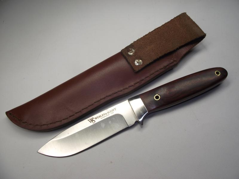 Sheath Knife . Webley and Scott.