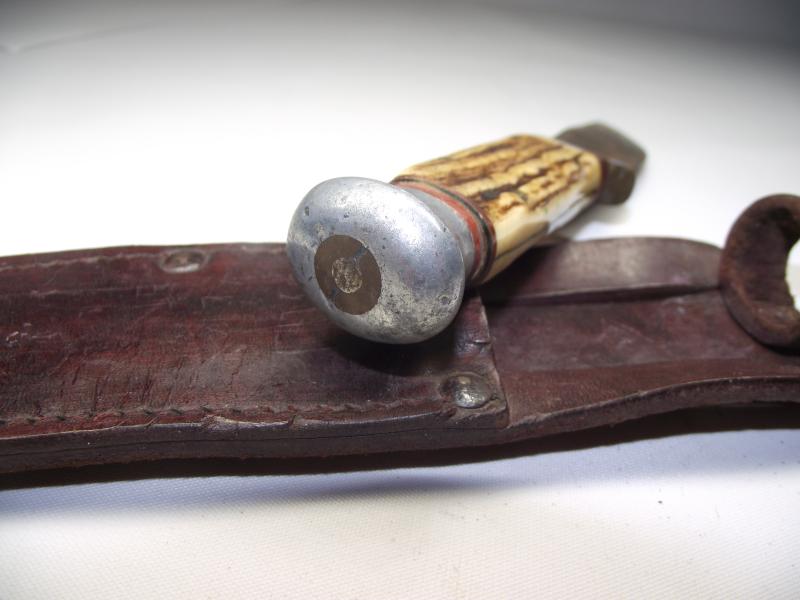 Vintage Sheath Knife.