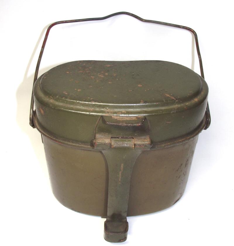 Late War German M31 Mess Tin.