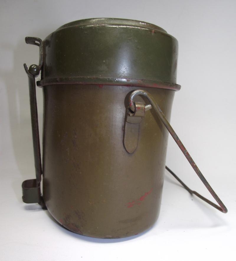 Late War German M31 Mess Tin.
