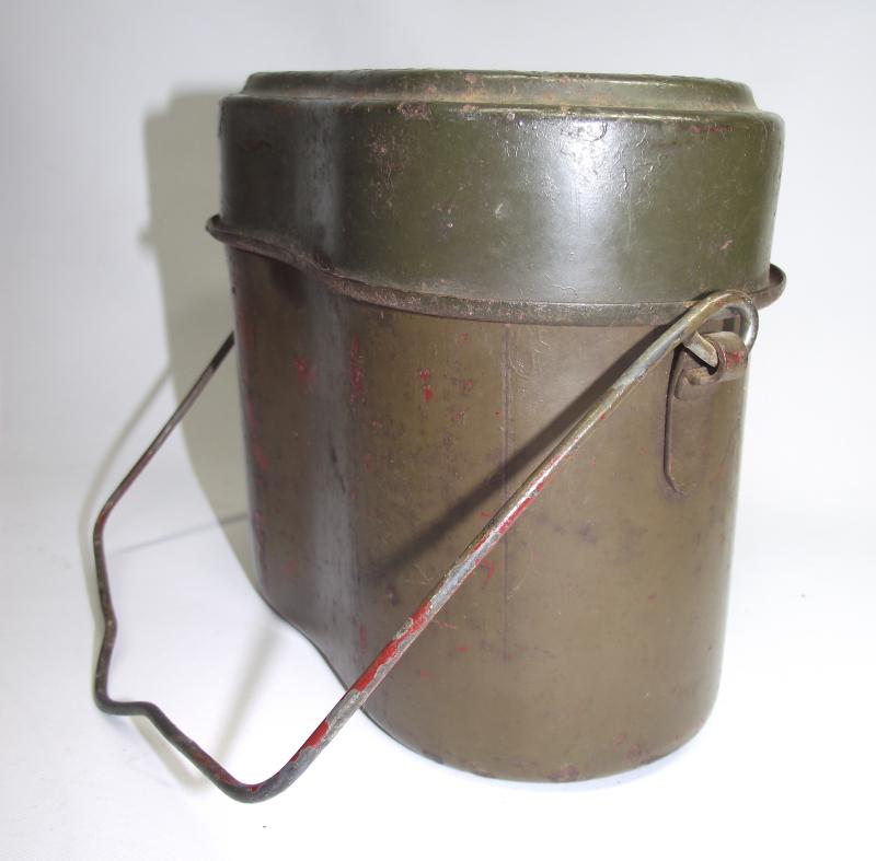 Late War German M31 Mess Tin.