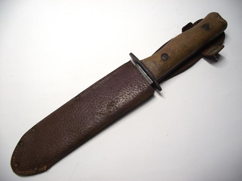 British 1st Pattern Type D Survival Knife. Wilkinson, IB/4594.