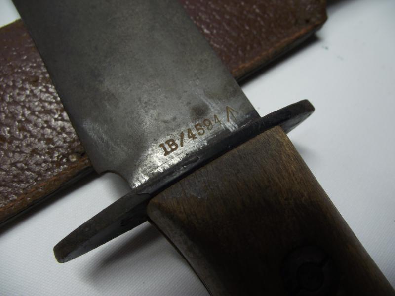 British 1st Pattern Type D Survival Knife. Wilkinson, IB/4594.