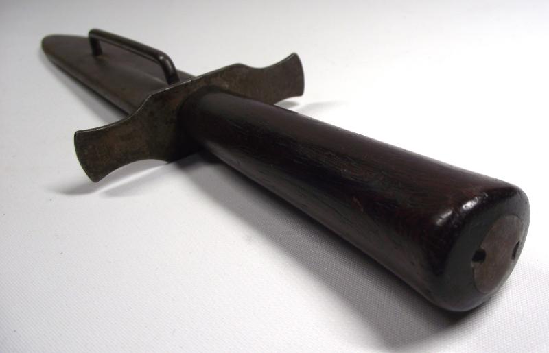 WW1 French Pattern 1916 Fighting Knife. Astier-Prodon, Thiers.