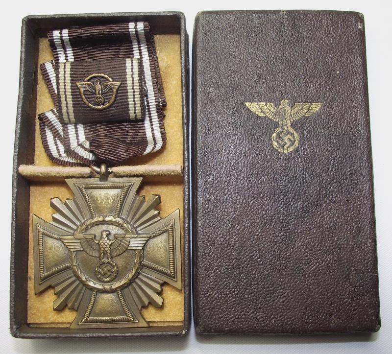 WW2 Boxed Bronze NSDAP Long Service Medal and Ribbon Bar, MM/15-Fredich Orth.