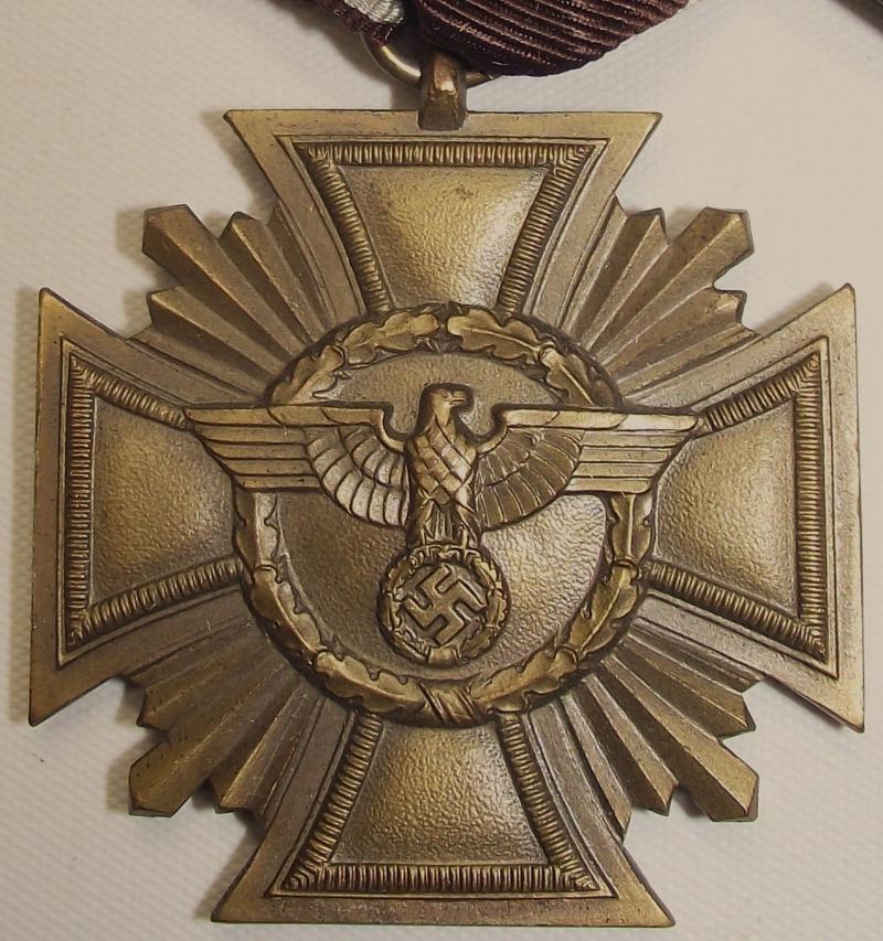 WW2 Boxed Bronze NSDAP Long Service Medal and Ribbon Bar, MM/15-Fredich Orth.