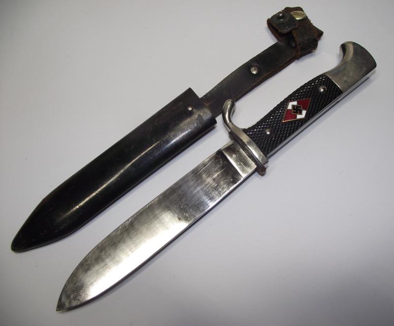 WW2 Hitler Youth Knife. M7/13 - Arthur Schuttelhofer.