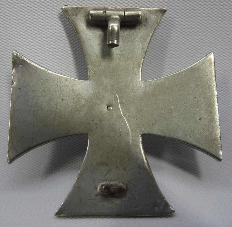 WW1 Imperial German, Square Punched, Vaulted Iron Cross First Class. Carl Dillenius.