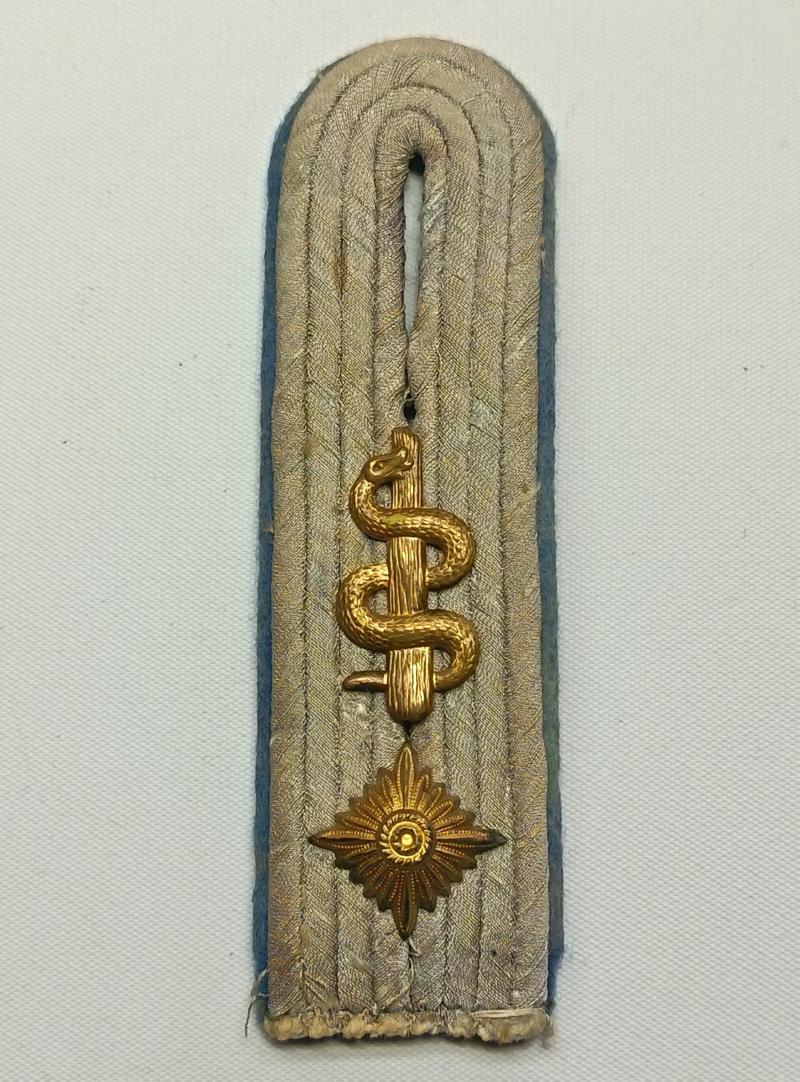 WW2 German Army Officers Medical Shoulder Board.