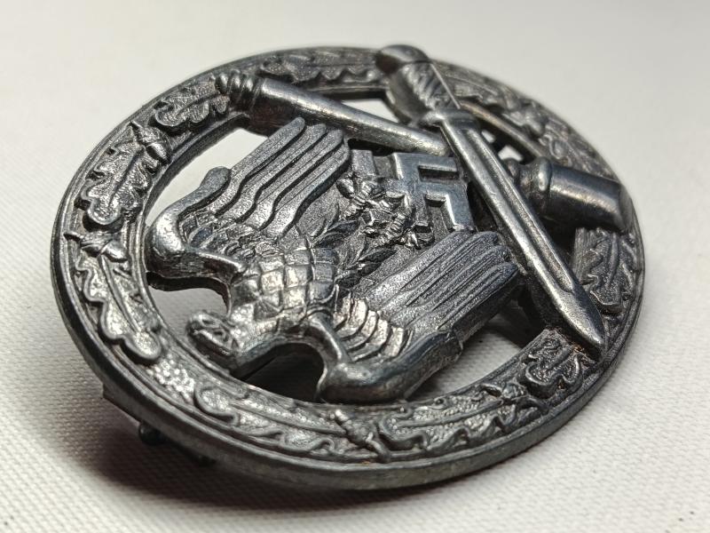 WW2 German Silver General Assault Badge. Friedrich Orth,