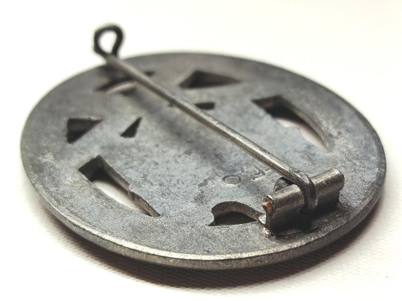 WW2 German Silver General Assault Badge. Friedrich Orth,