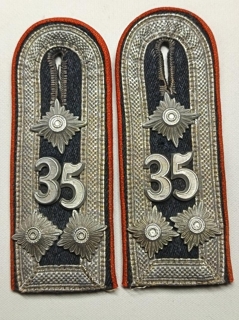 WW2 German Luftwaffe Flak Stabsfeldwebel's Shoulder Straps.