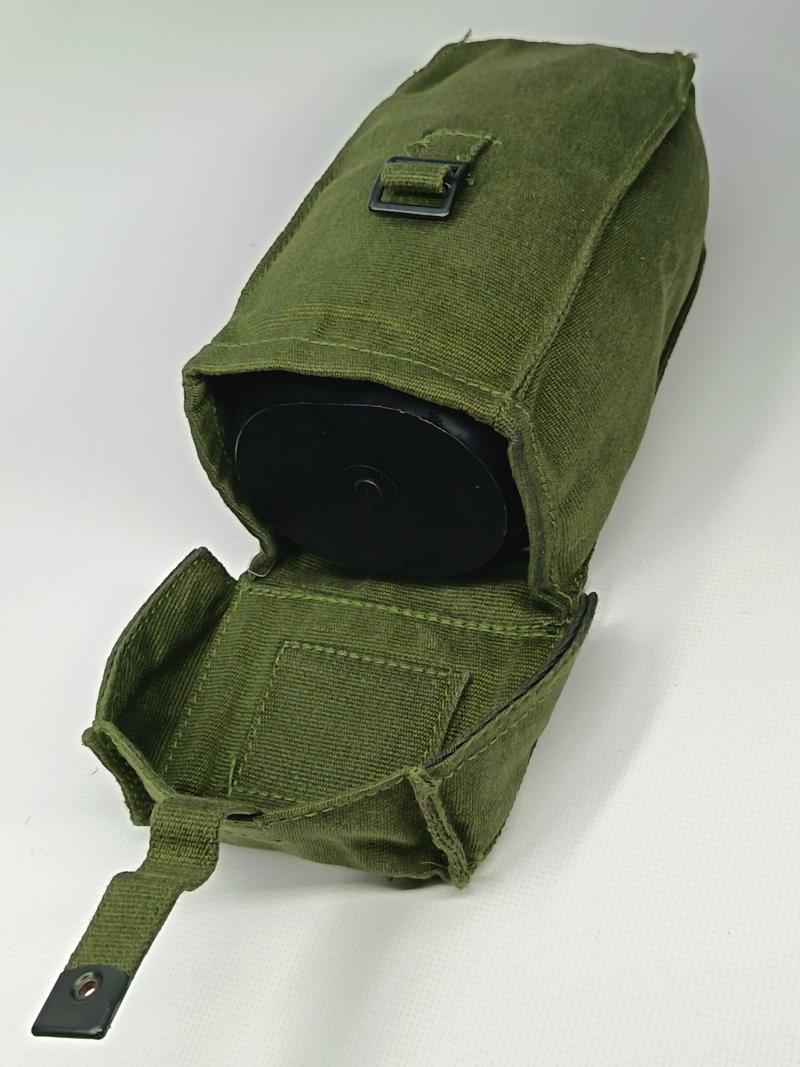 British 58 Pattern Water bottle and Carrier. Osprey.