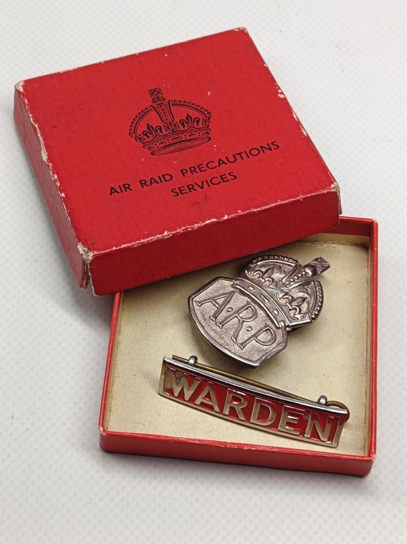 Boxed Silver ARP Membership Badge and Metal Wardens Badge.